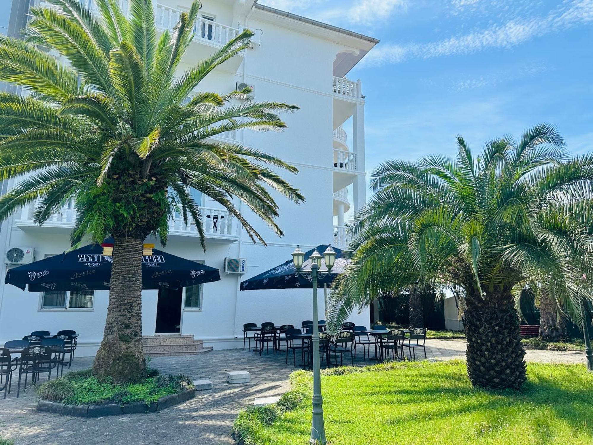 Claude Monet Beach Hotel Ureki Zewnętrze zdjęcie