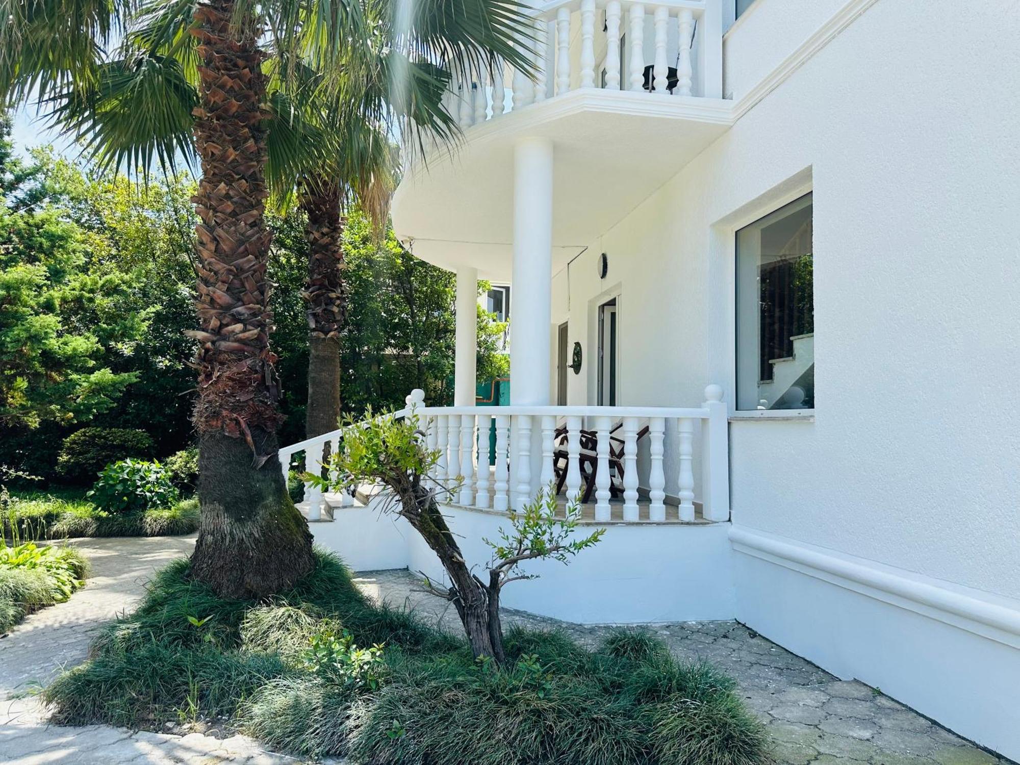 Claude Monet Beach Hotel Ureki Zewnętrze zdjęcie